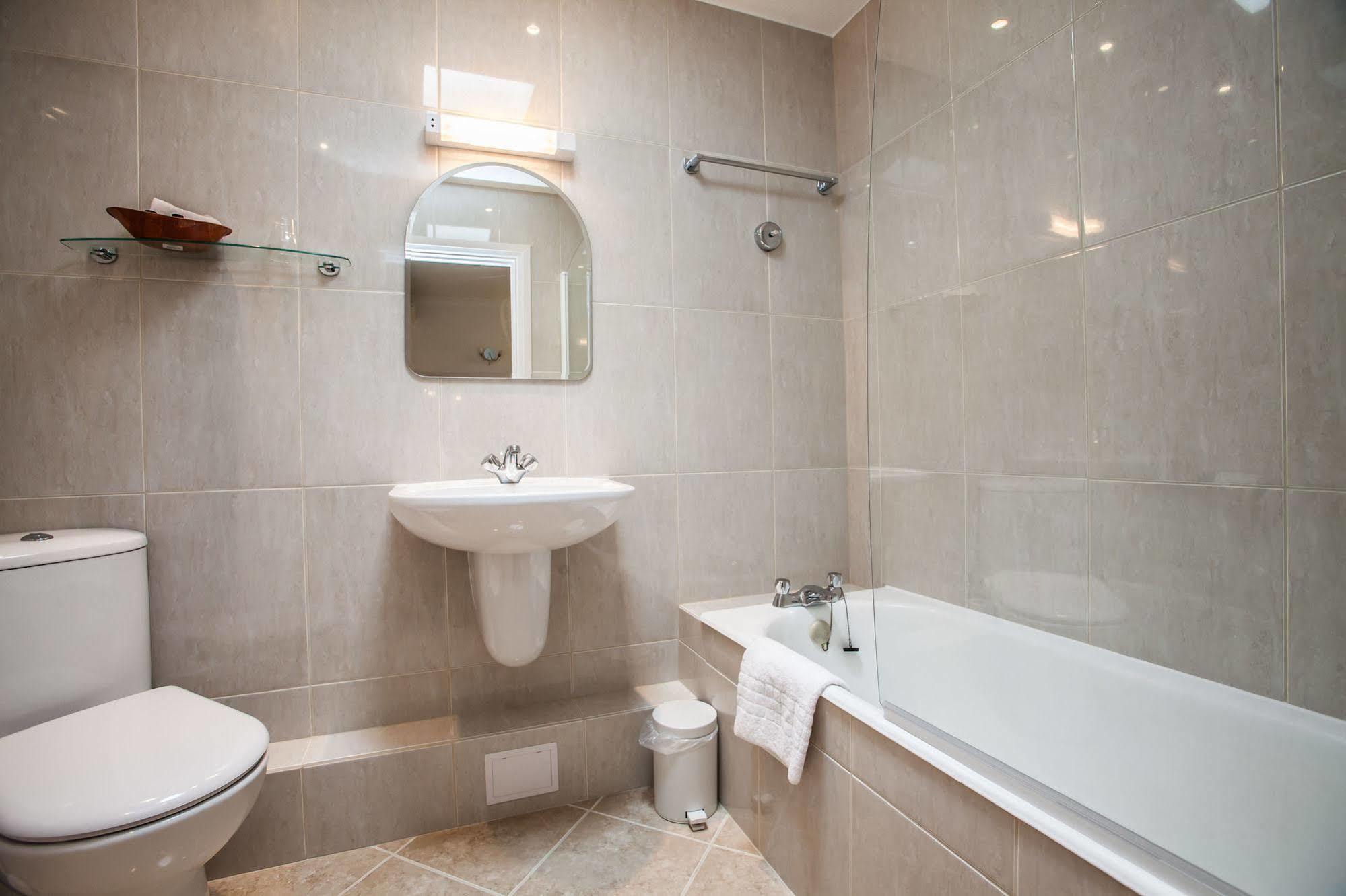 La Collinette Hotel, Cottages & Apartments Saint Peter Port Εξωτερικό φωτογραφία